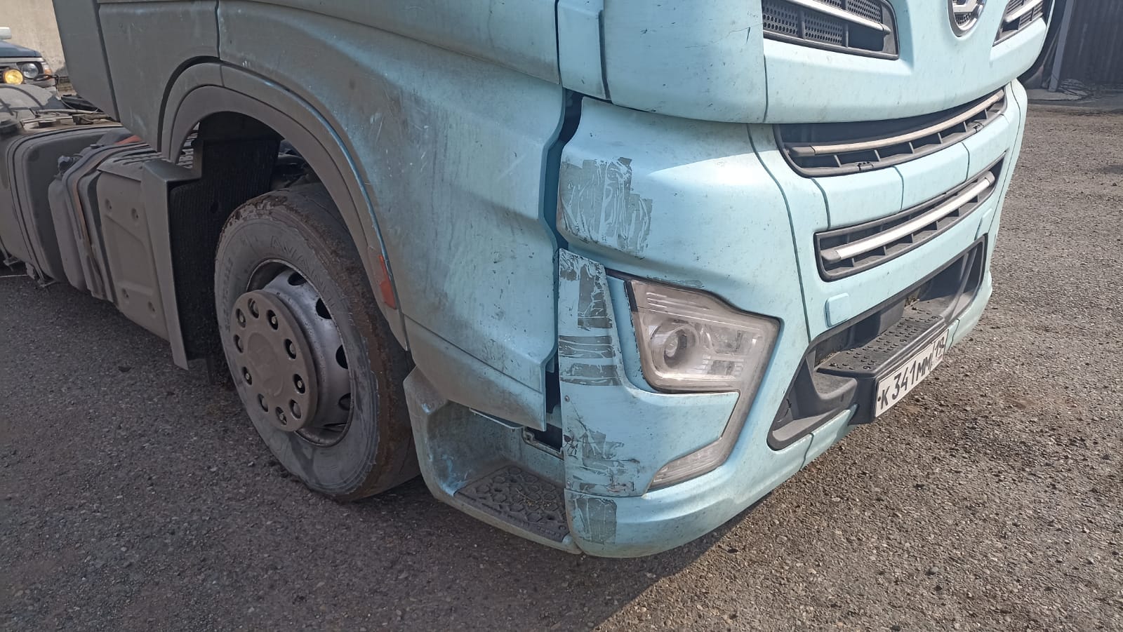 Shacman (Shaanxi) SX* 4x2 Седельный тягач 2023 г. - фото 14