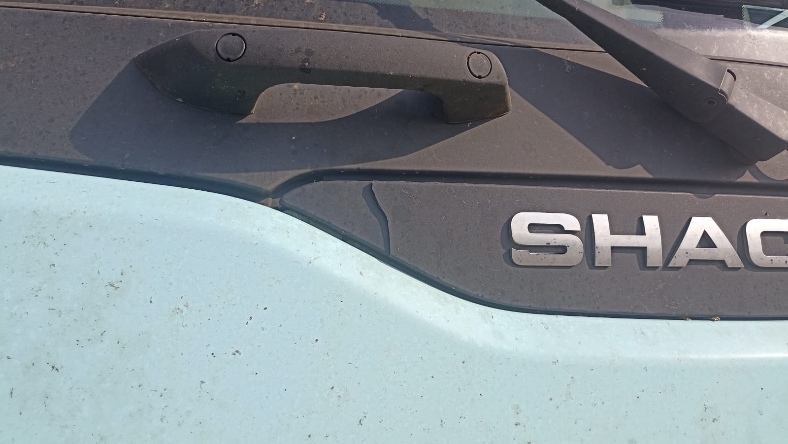 Shacman (Shaanxi) SX* 4x2 Седельный тягач 2023 г. - фото 19