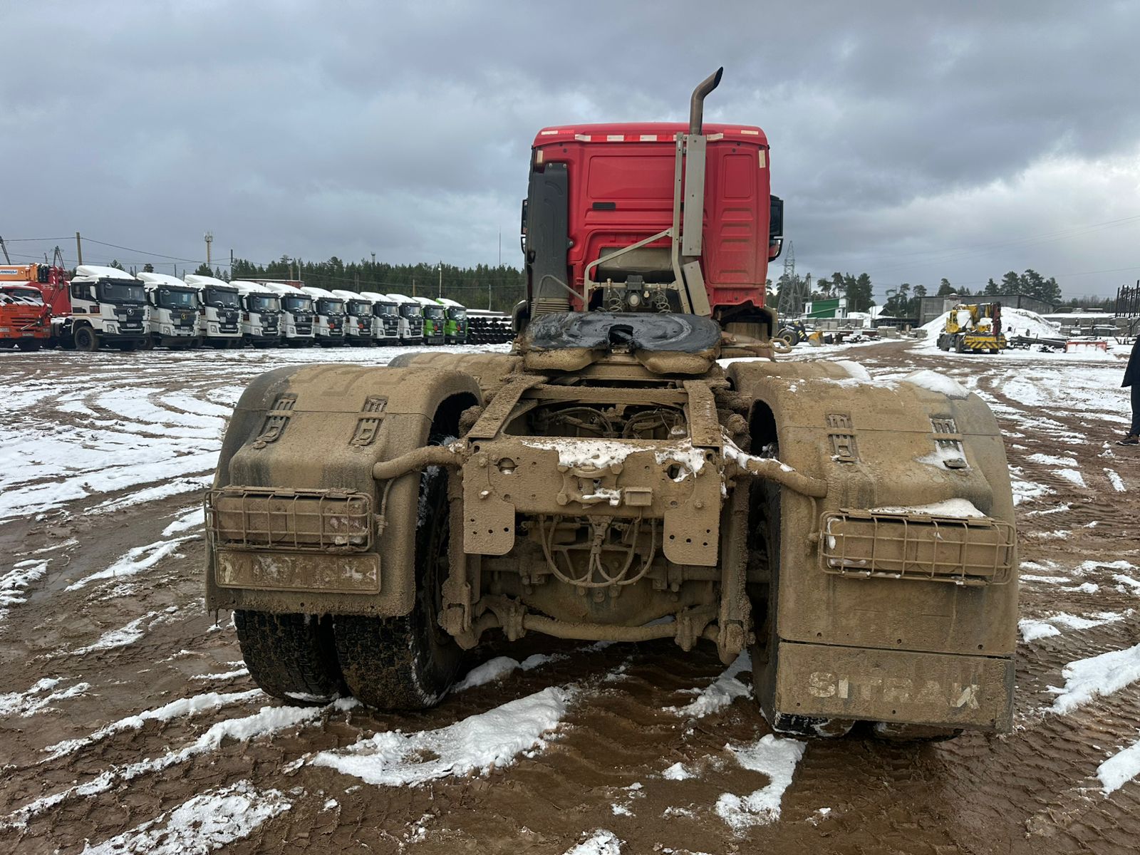 SITRAK C7H 6x6 Седельный тягач 2024 г. - фото 8