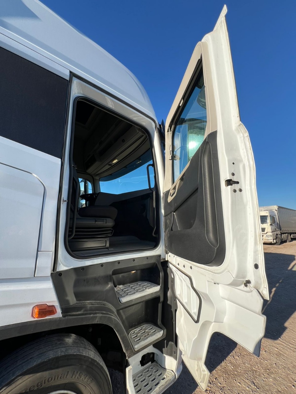 Ford F-Max 4x2 Седельный тягач 2023 г. - фото 6