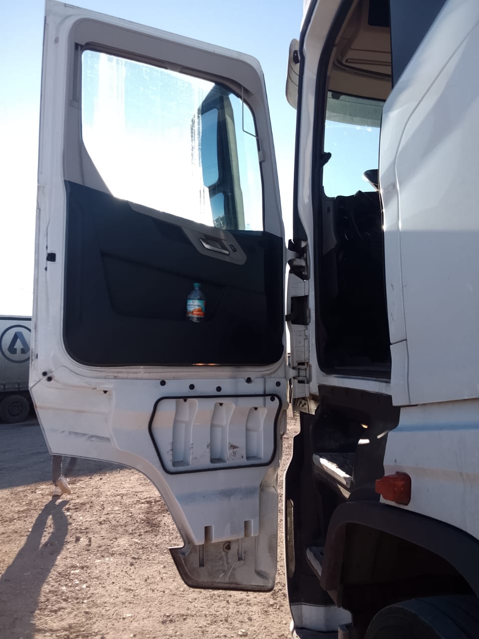 Ford F-Max 4x2 Седельный тягач 2023 г. - фото 5