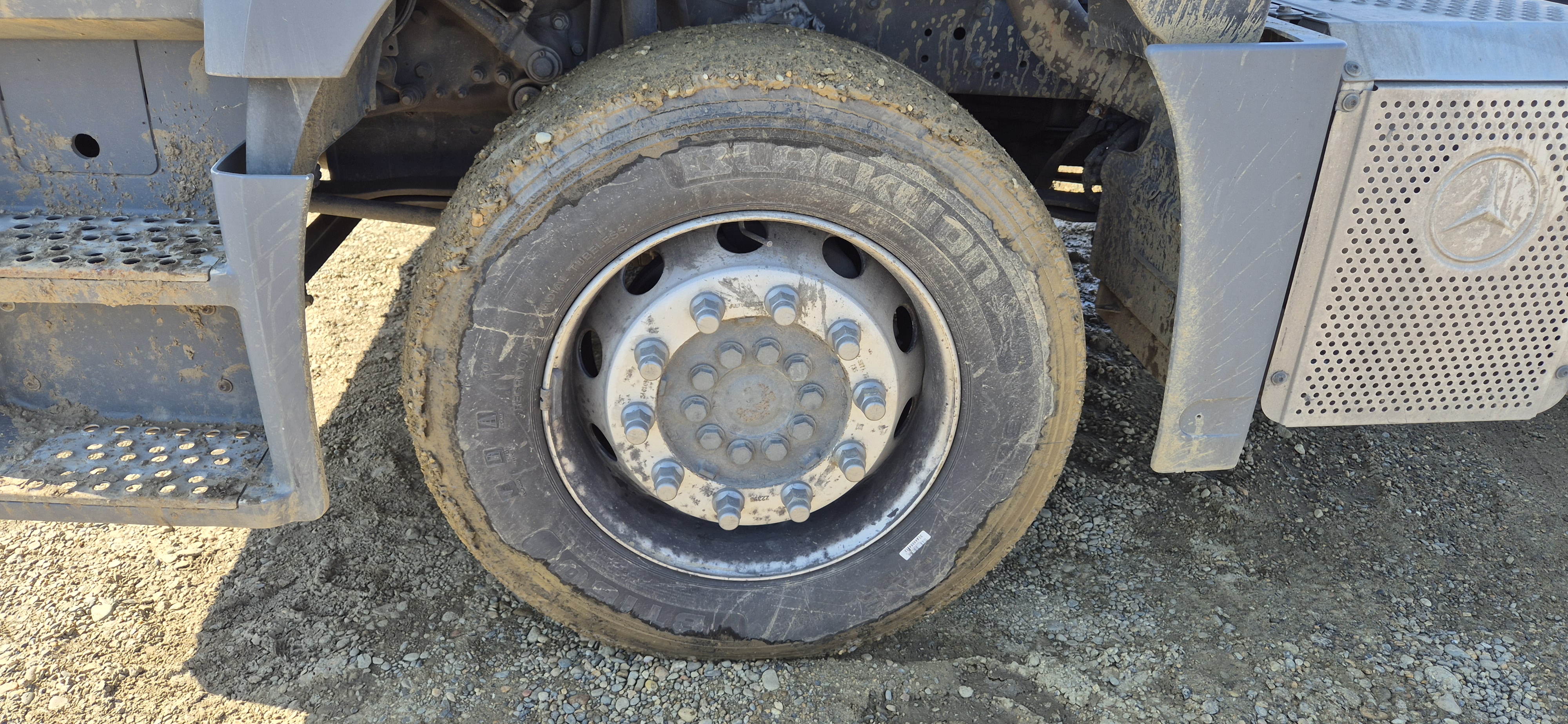 Mercedes-Benz AXOR 4x2 Седельный тягач 2017 г. - фото 9