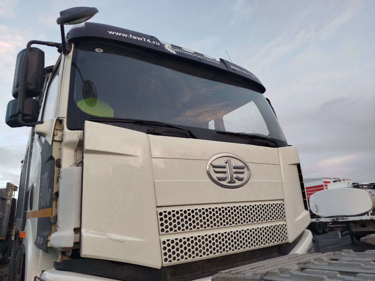 FAW J6 6x6 Самосвал 2023 г.