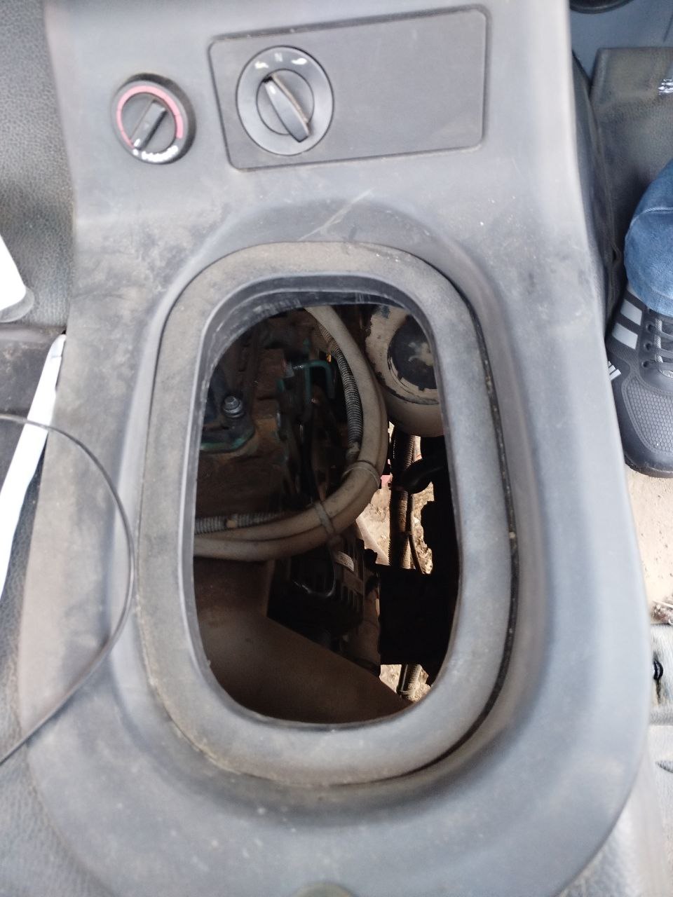 FAW J6 6x6 Самосвал 2023 г. - фото 9