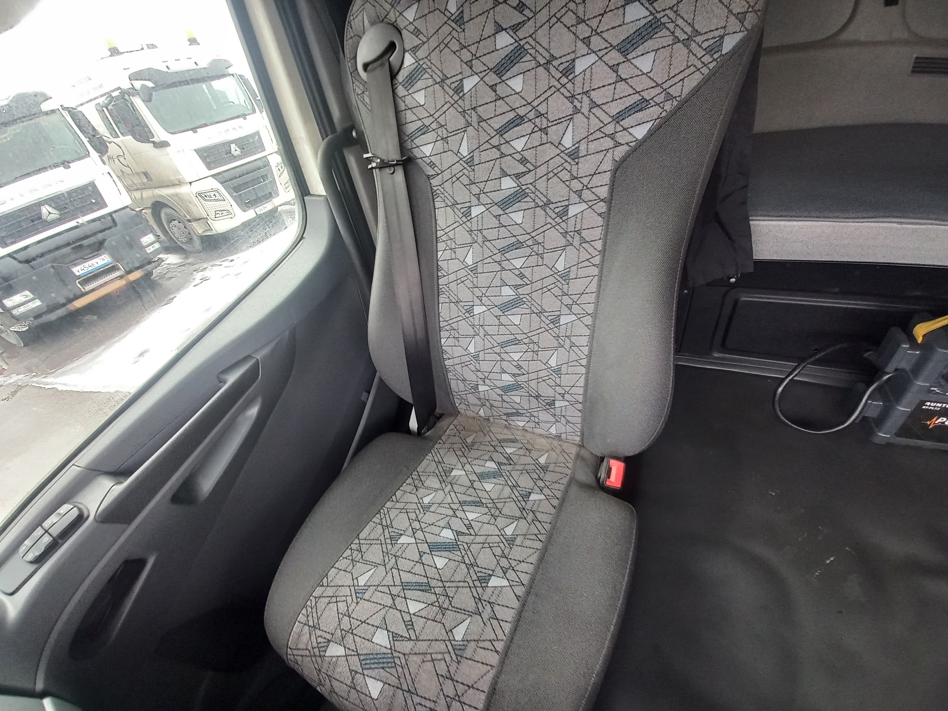 КамАЗ М1840 4x2 Седельный тягач 2020 г. - фото 12