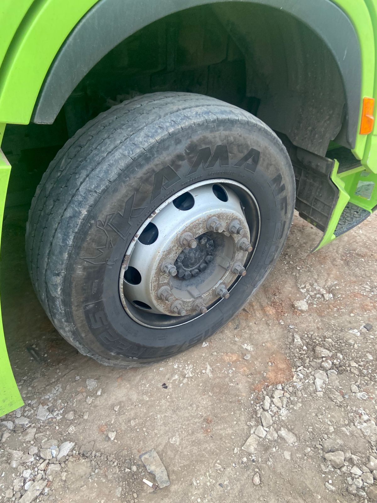 Shacman (Shaanxi) SX* 4x2 Седельный тягач 2022 г. - фото 11