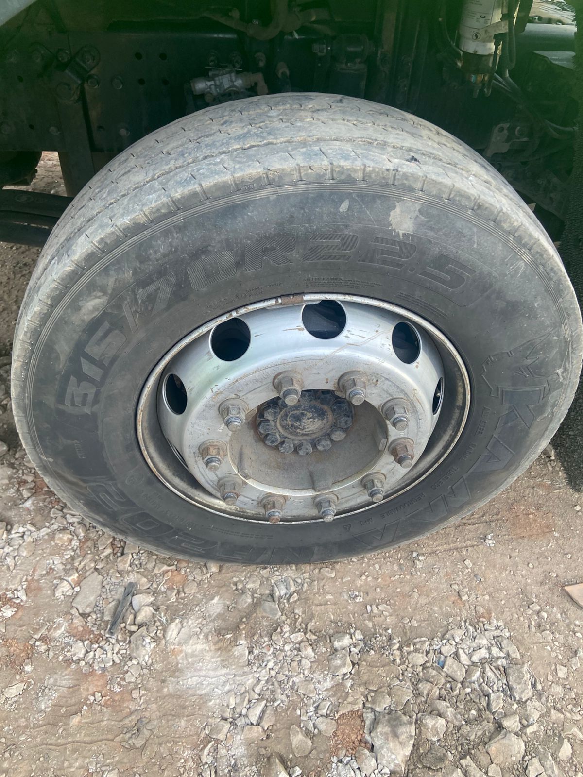 Shacman (Shaanxi) SX* 4x2 Седельный тягач 2022 г. - фото 14