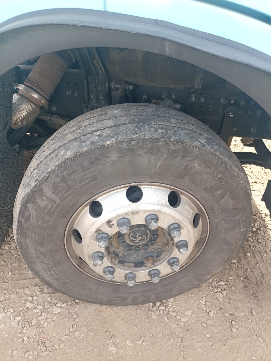 Shacman (Shaanxi) SX* 4x2 Седельный тягач 2023 г. - фото 12