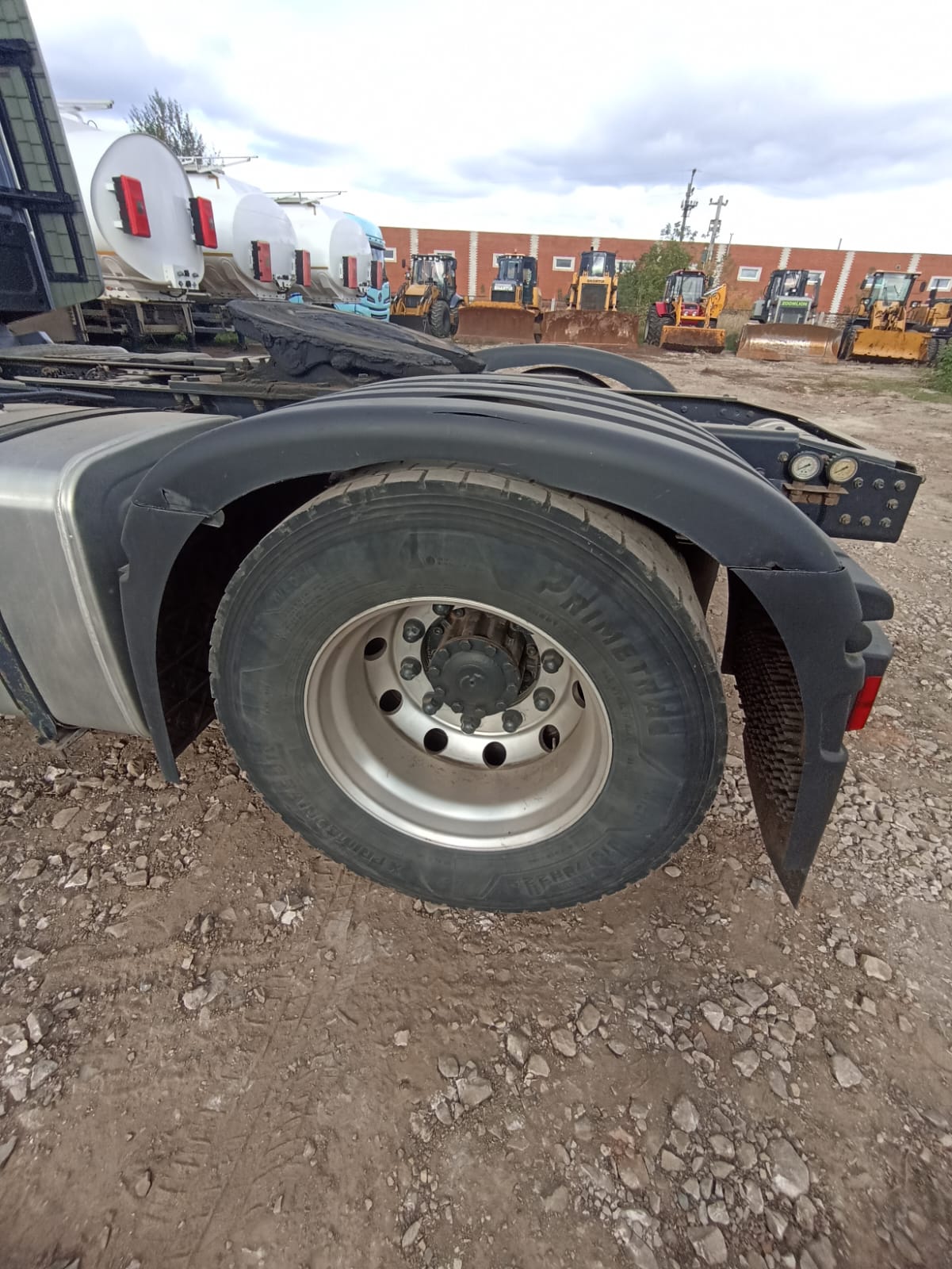 Shacman (Shaanxi) SX* 4x2 Седельный тягач 2023 г. - фото 15