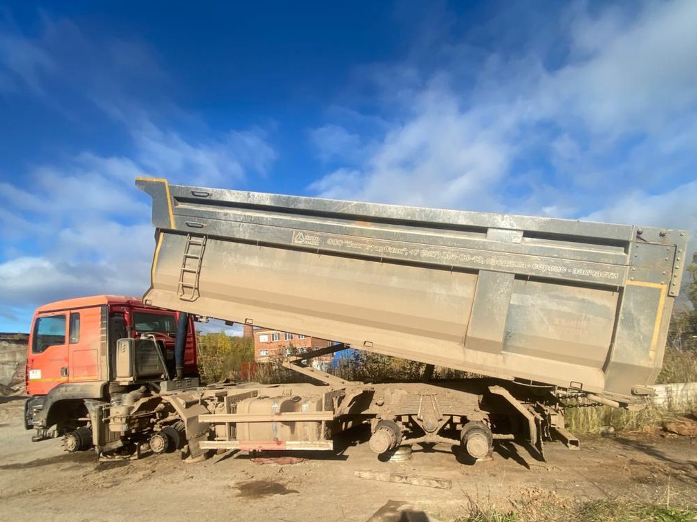 Howo T5G 8x4 Самосвал 2022 г. - фото 4