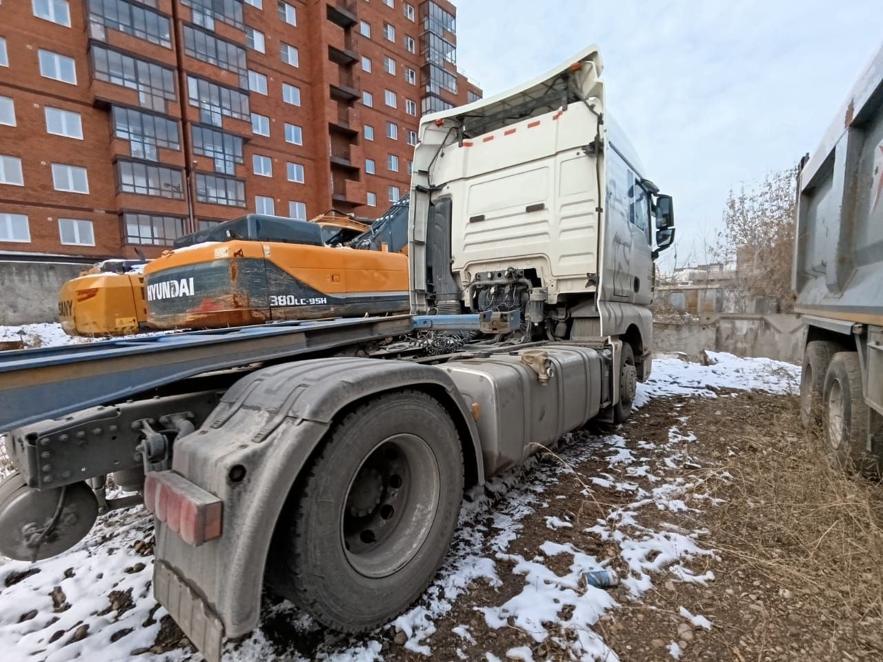 SITRAK C7H 4x2 Седельный тягач 2023 г. - фото 4