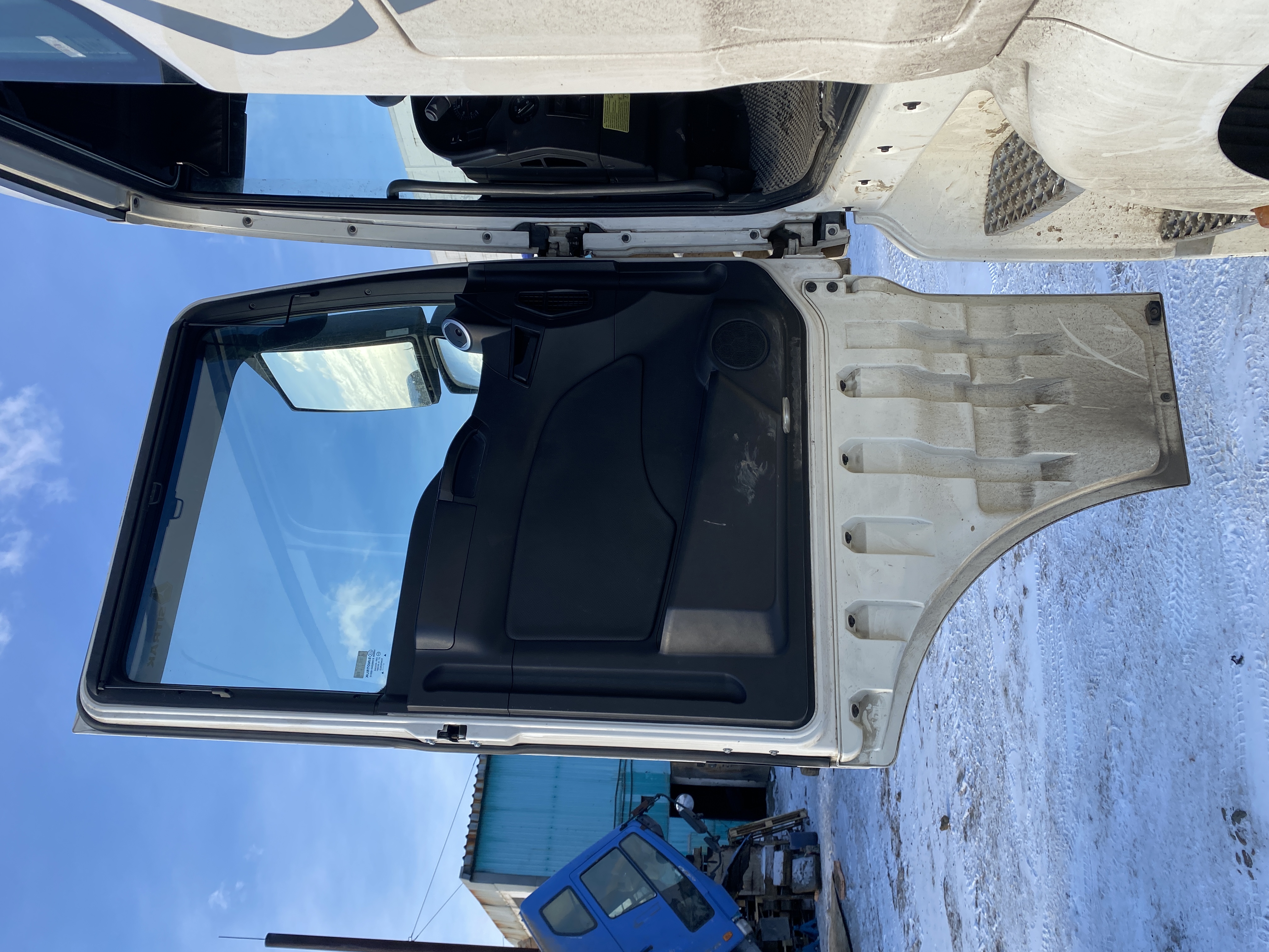 SITRAK C7H 4x2 Седельный тягач 2023 г. - фото 9