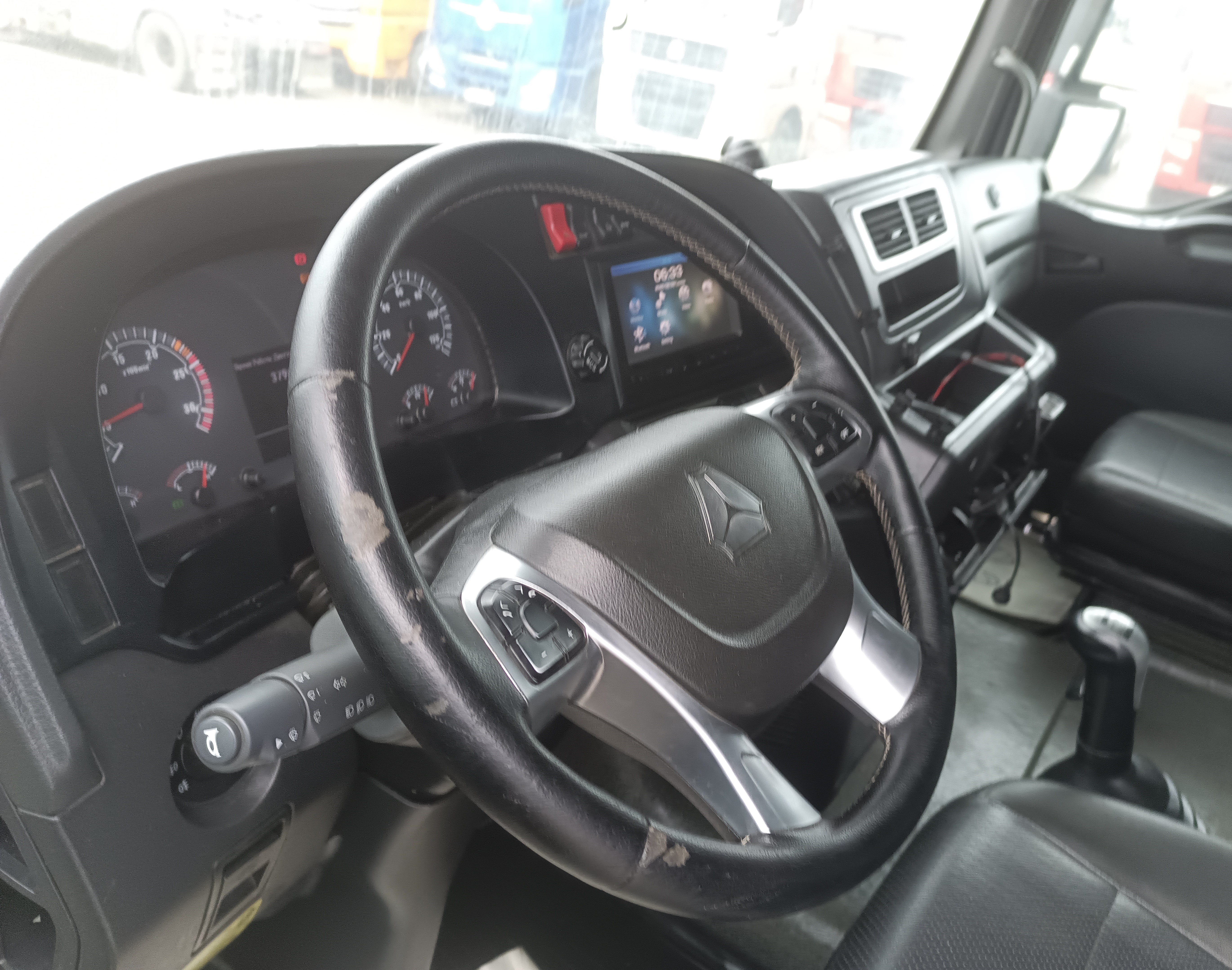 SITRAK C7H 4x2 Седельный тягач 2023 г. - фото 12