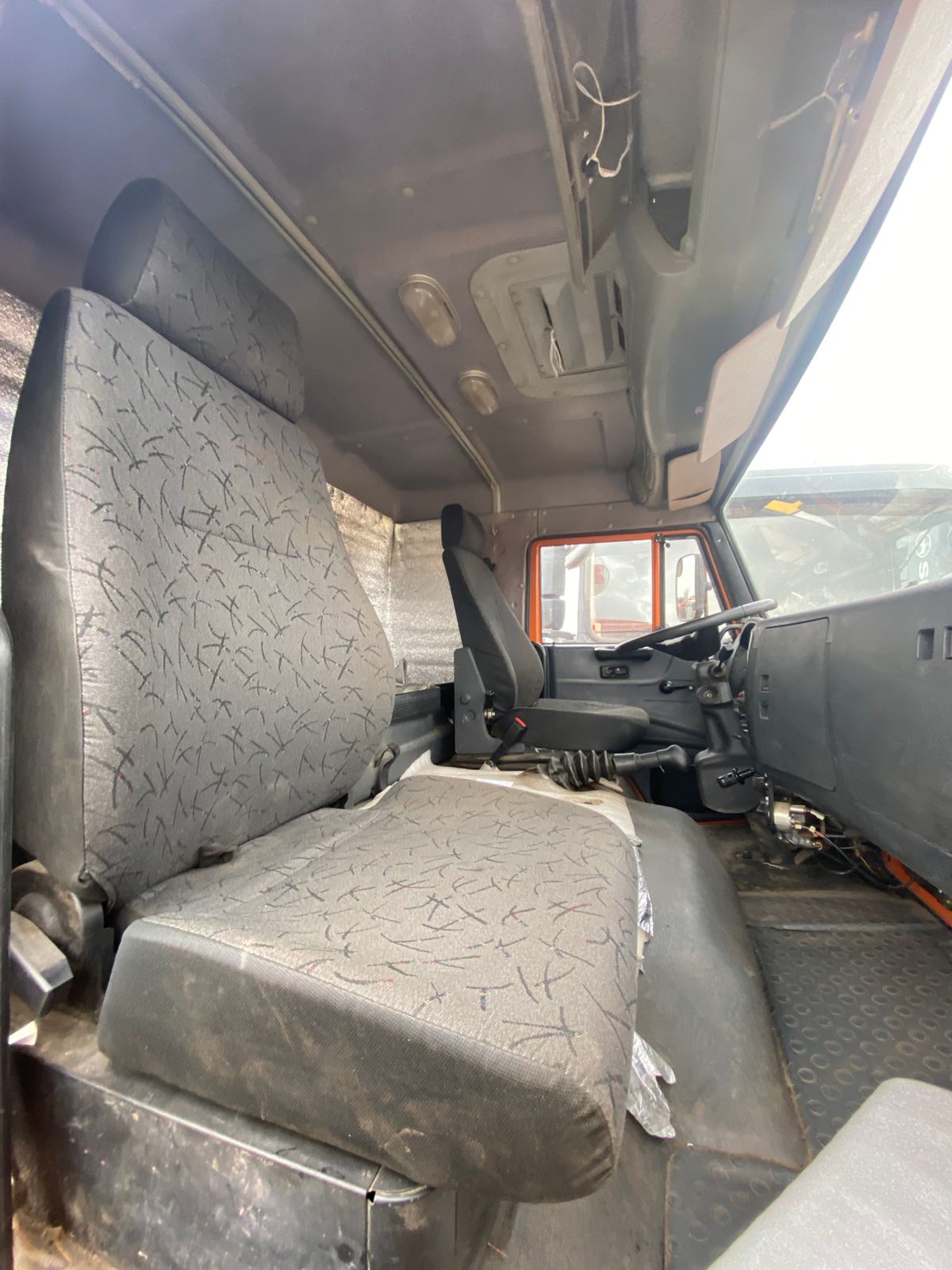 Кран центр "КАМАЗ" 659100 на шасси КамАЗ 43118 6x6 Бортовой с КМУ 2022 г. - фото 10