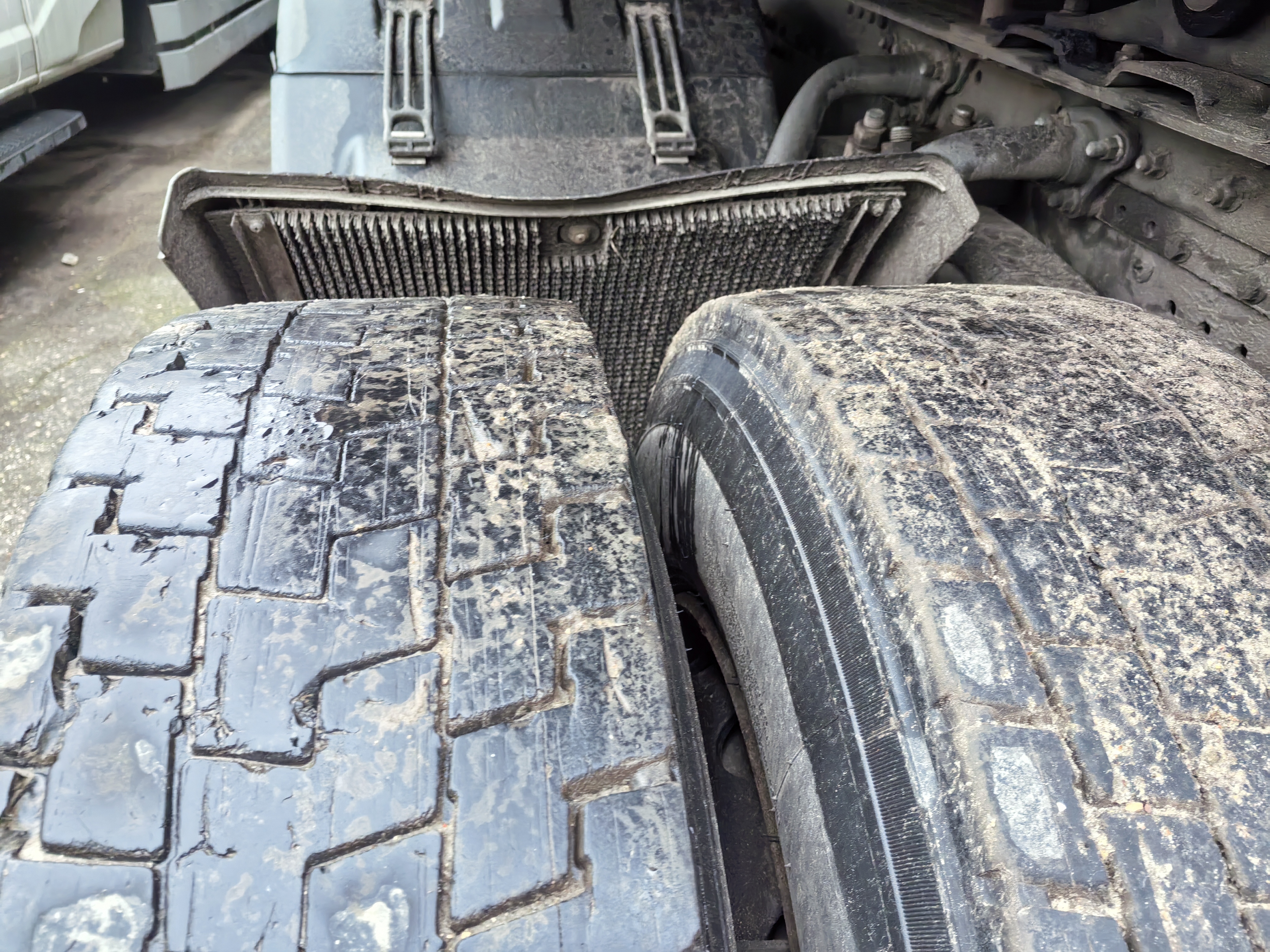 SITRAK C7H 6x4 Седельный тягач 2023 г. - фото 15