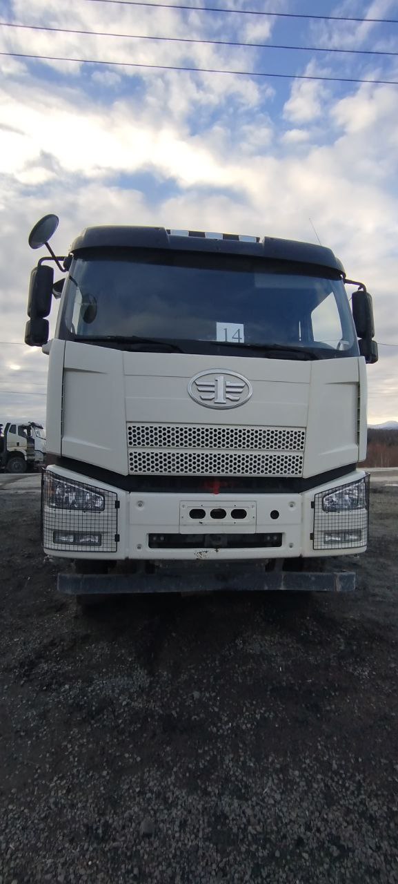 FAW J6 6x6 Самосвал 2022 г.