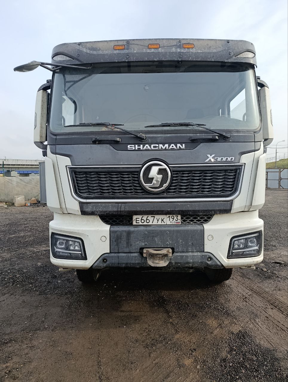 Shacman (Shaanxi) SX* 8x4 Самосвал 2024 г.