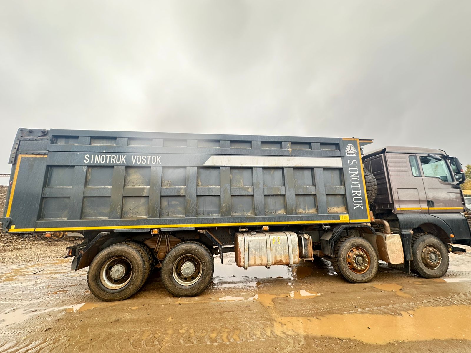 SITRAK C7H 8x4 Самосвал 2023 г. - фото 3