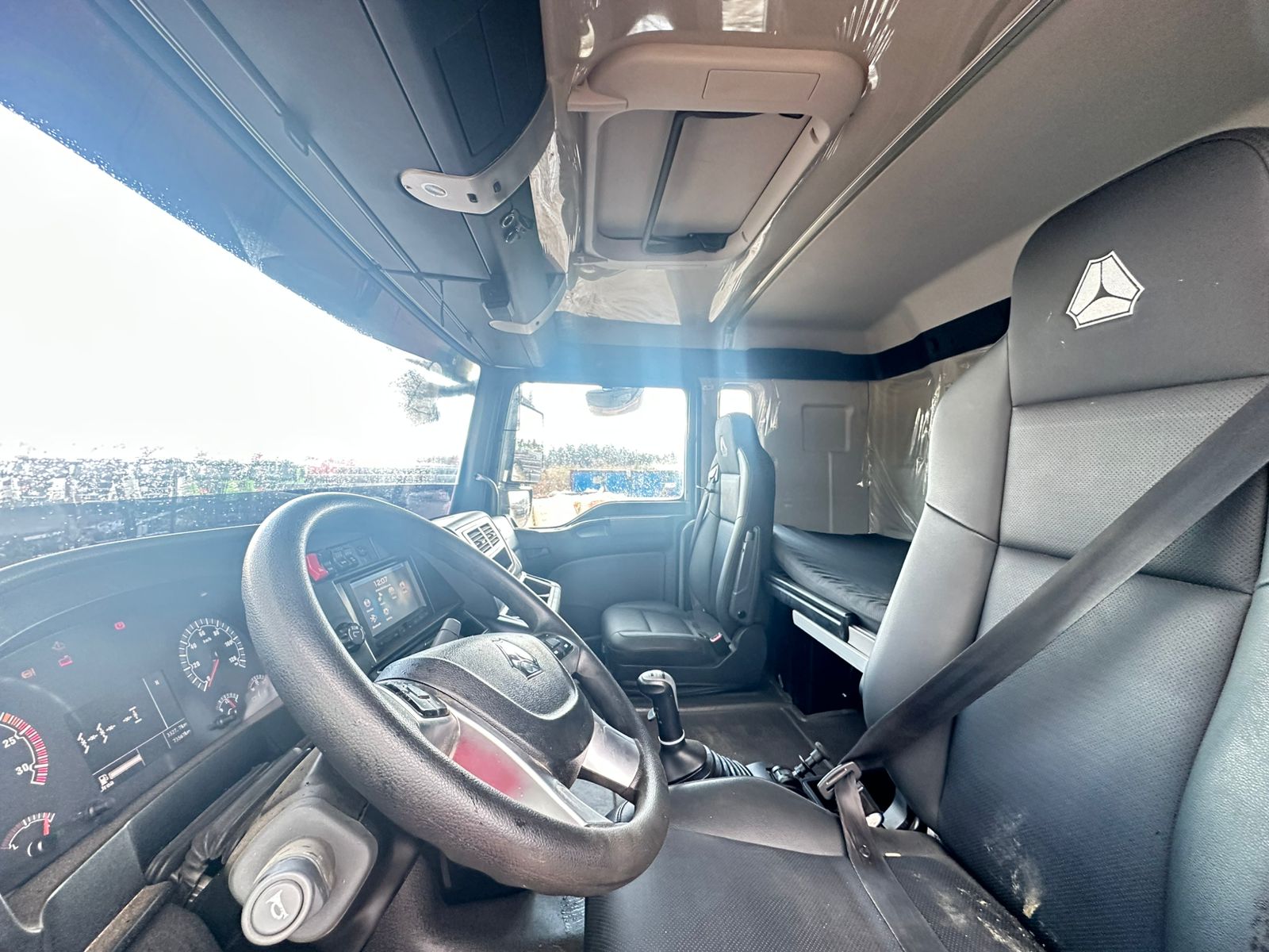 SITRAK C7H 8x4 Самосвал 2023 г. - фото 7