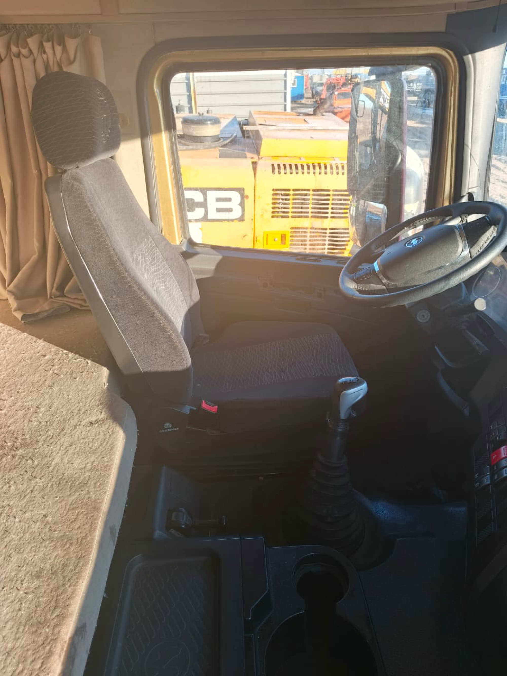 Shacman (Shaanxi) SX* 8x4 Самосвал 2022 г. - фото 7