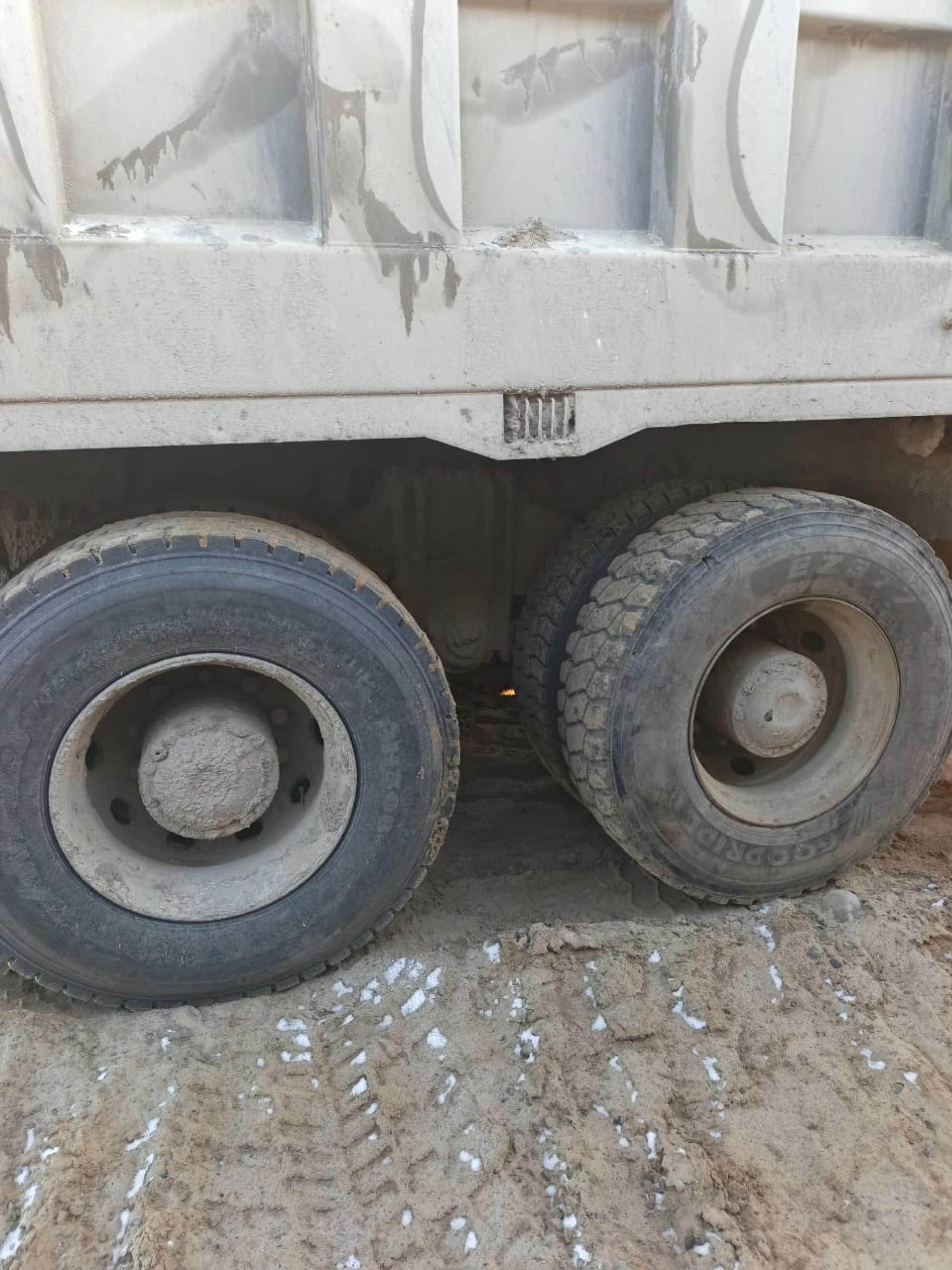 Shacman (Shaanxi) SX* 8x4 Самосвал 2022 г. - фото 9