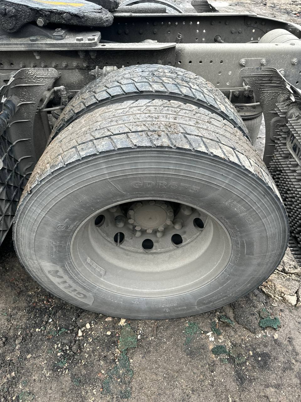 Shacman (Shaanxi) SX* 4x2 Седельный тягач 2023 г. - фото 15