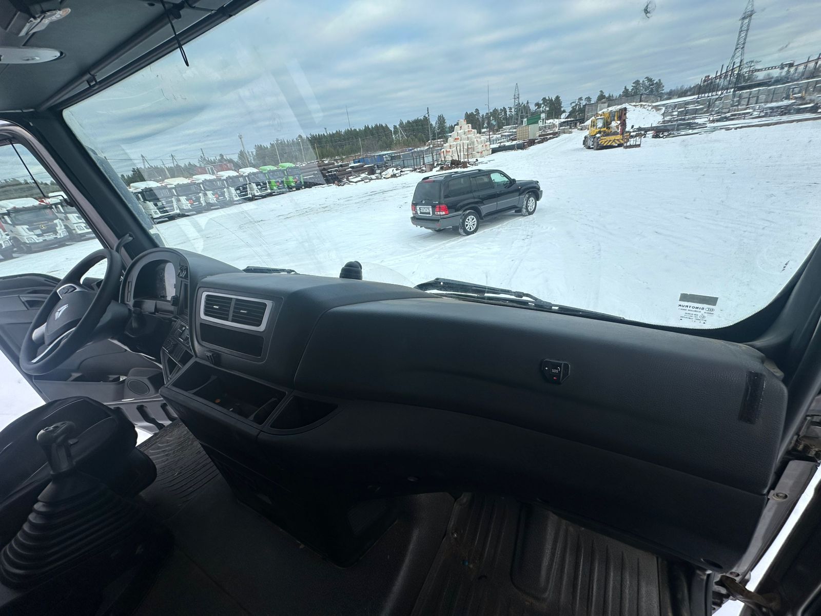 SITRAK C7H 8x4 Самосвал 2024 г. - фото 16