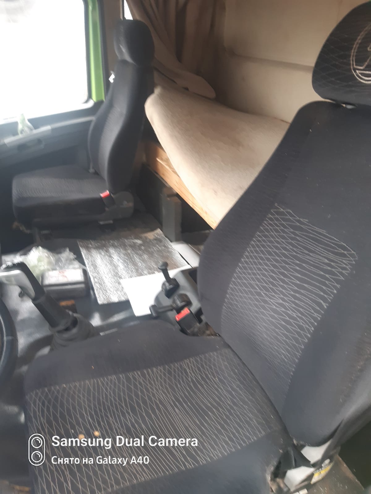 Shacman (Shaanxi) SX* 6x6 Седельный тягач 2022 г. - фото 5