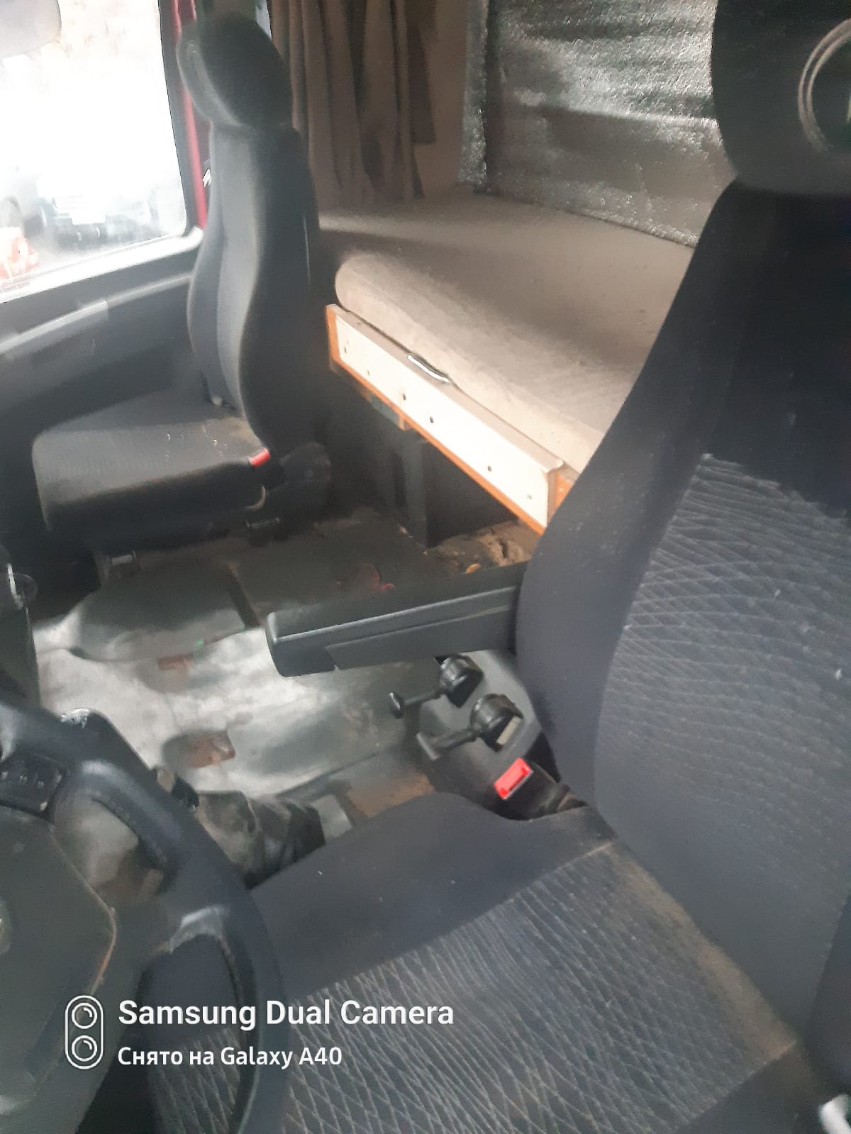 Shacman (Shaanxi) SX* 6x4 Седельный тягач 2022 г. - фото 7