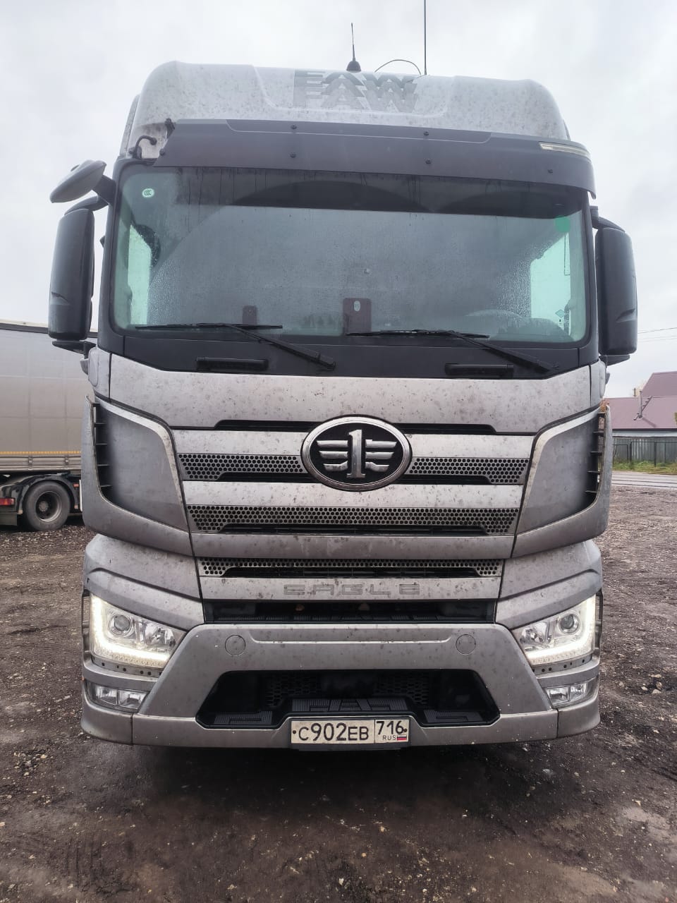 FAW J7 4x2 Седельный тягач 2023 г.