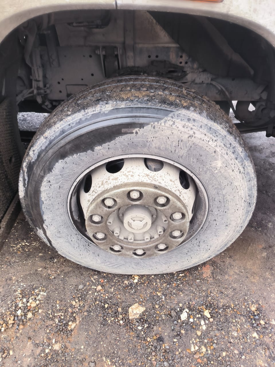 FAW J7 4x2 Седельный тягач 2023 г. - фото 15