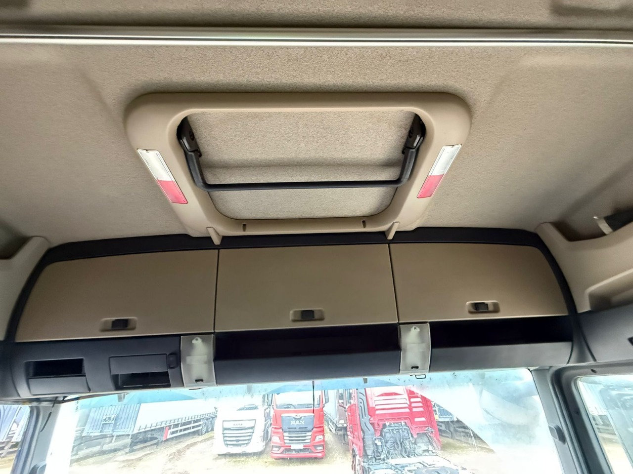 MAN TGX 4X2 Седельный тягач 2017 г. - фото 8