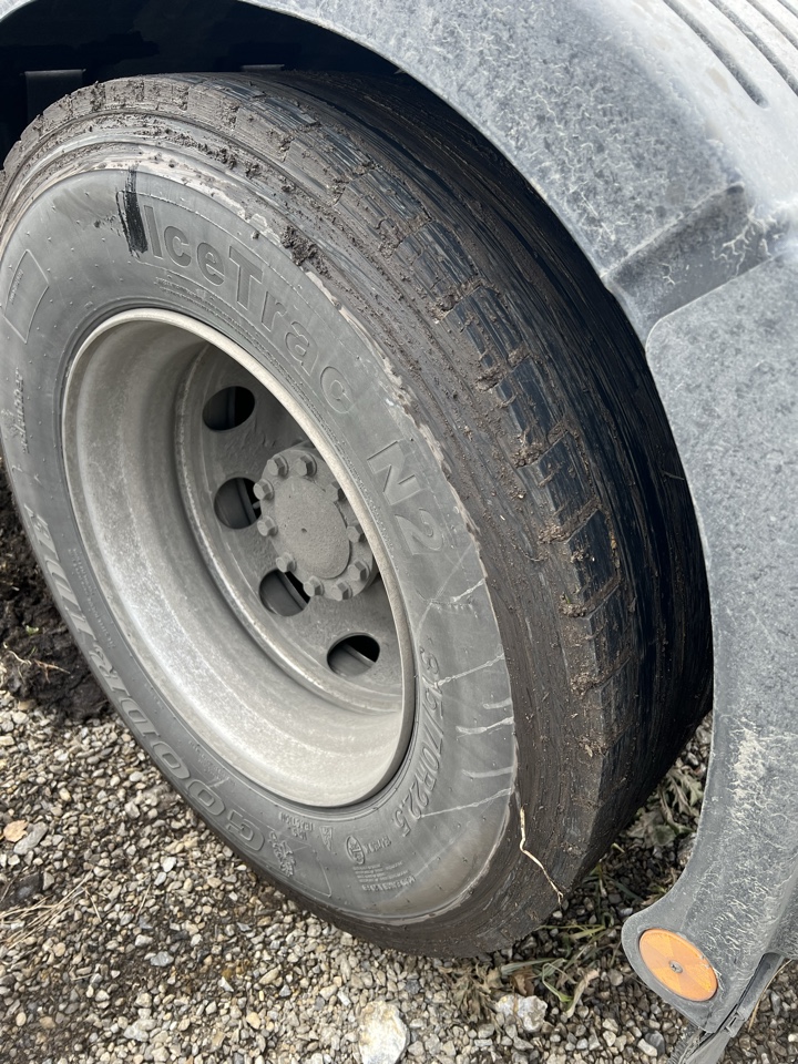 Foton AUMAN 4x2 Седельный тягач 2023 г. - фото 12