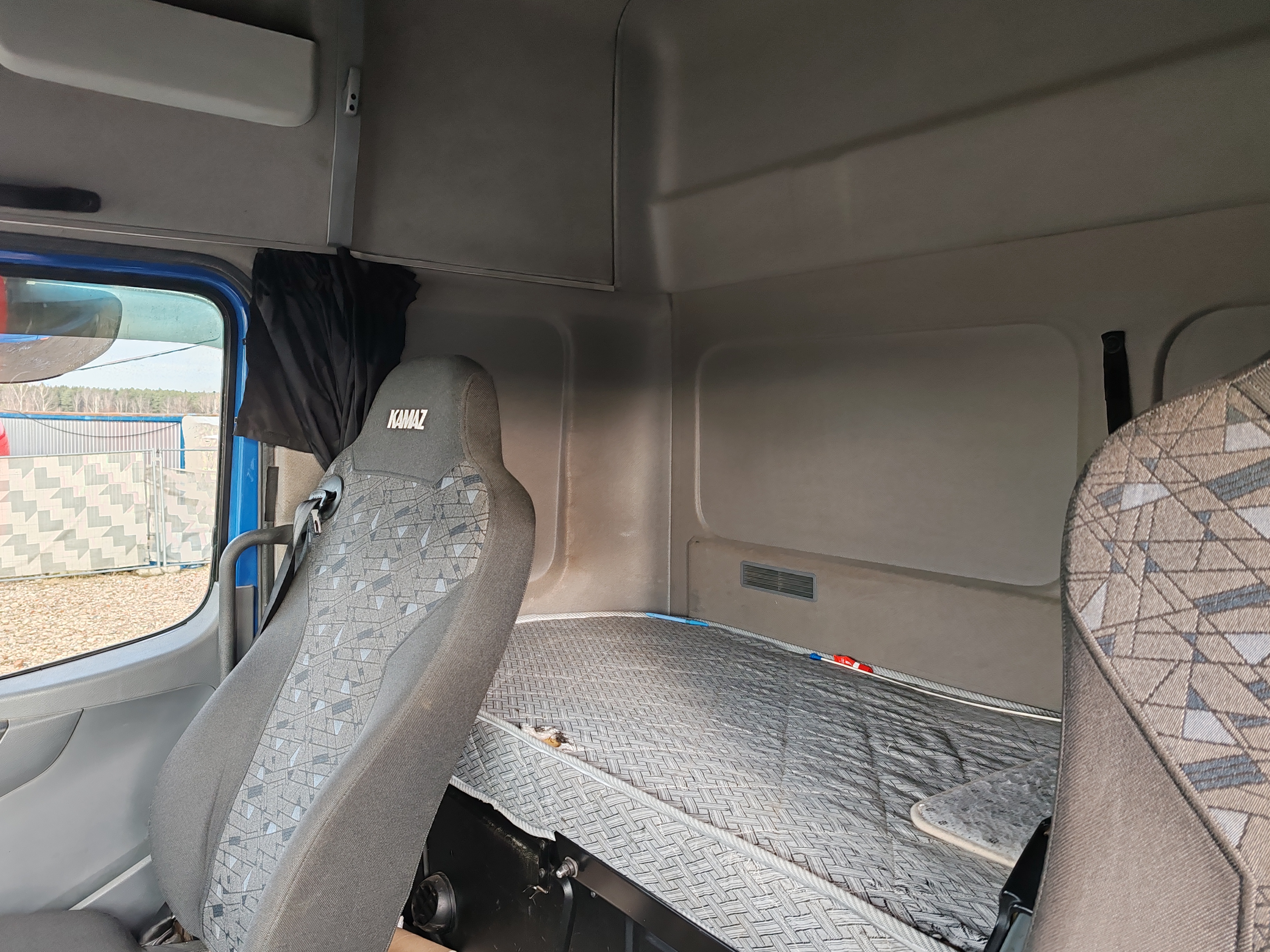 КамАЗ 5490 4x2 Седельный тягач 2020 г. - фото 12