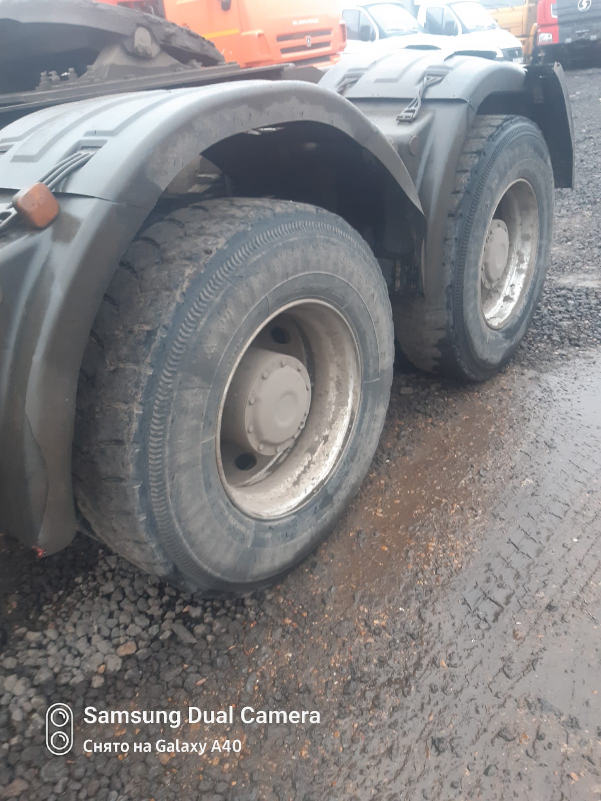 Shacman (Shaanxi) SX* 6x6 Седельный тягач 2022 г. - фото 9