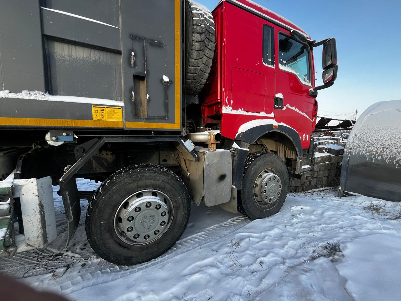 Howo T5G 8x4 Самосвал 2024 г. - фото 4
