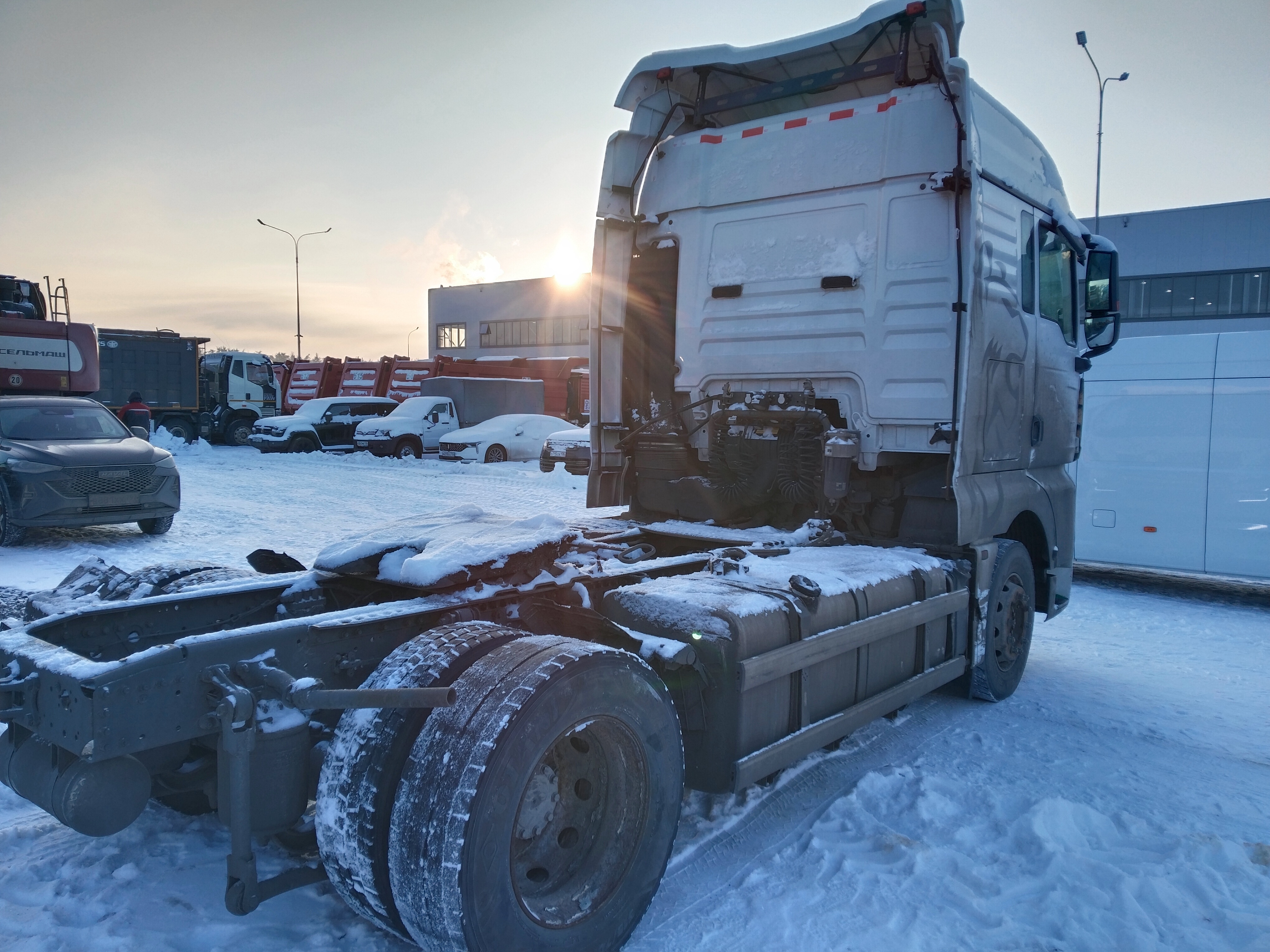SITRAK C7H 4x2 Седельный тягач 2023 г. - фото 6