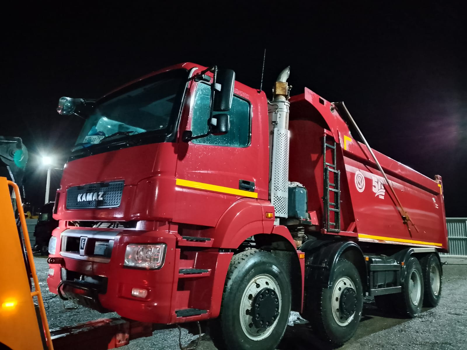 КамАЗ 65801 8x4 Самосвал 2020 г. - фото 3