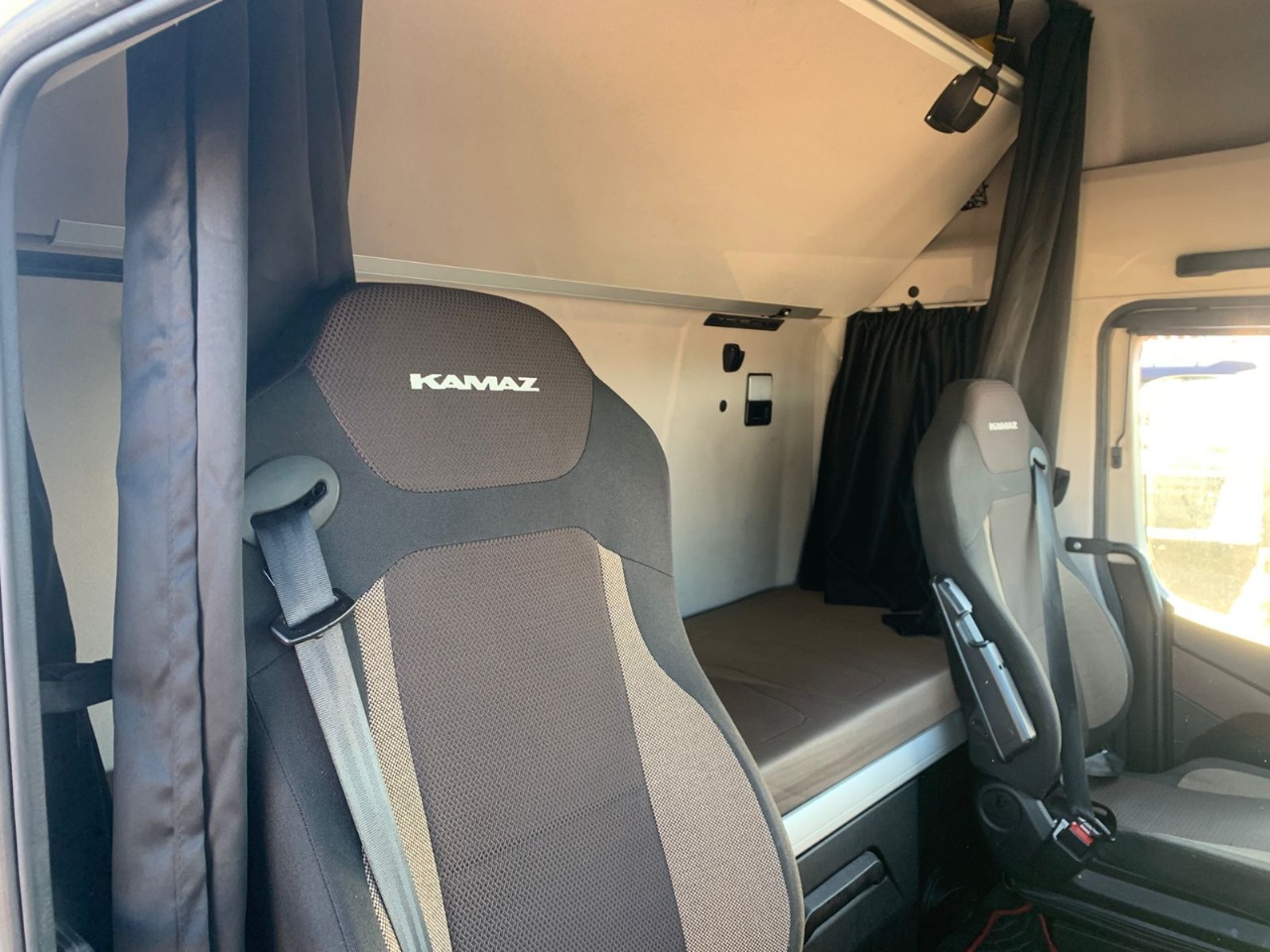 КамАЗ 54901 4x2 Седельный тягач 2024 г. - фото 8