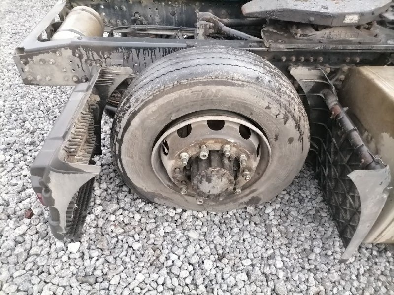 Shacman (Shaanxi) SX* 4x2 Седельный тягач 2023 г. - фото 8