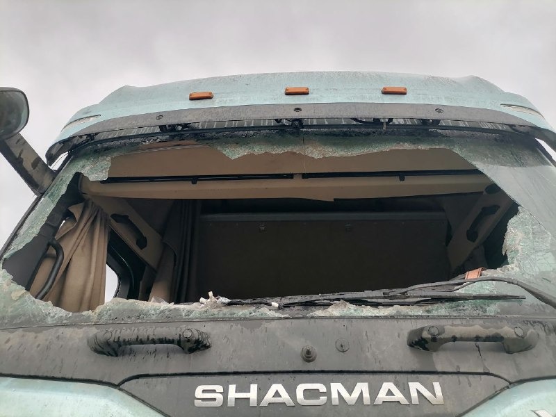 Shacman (Shaanxi) SX* 4x2 Седельный тягач 2023 г. - фото 13