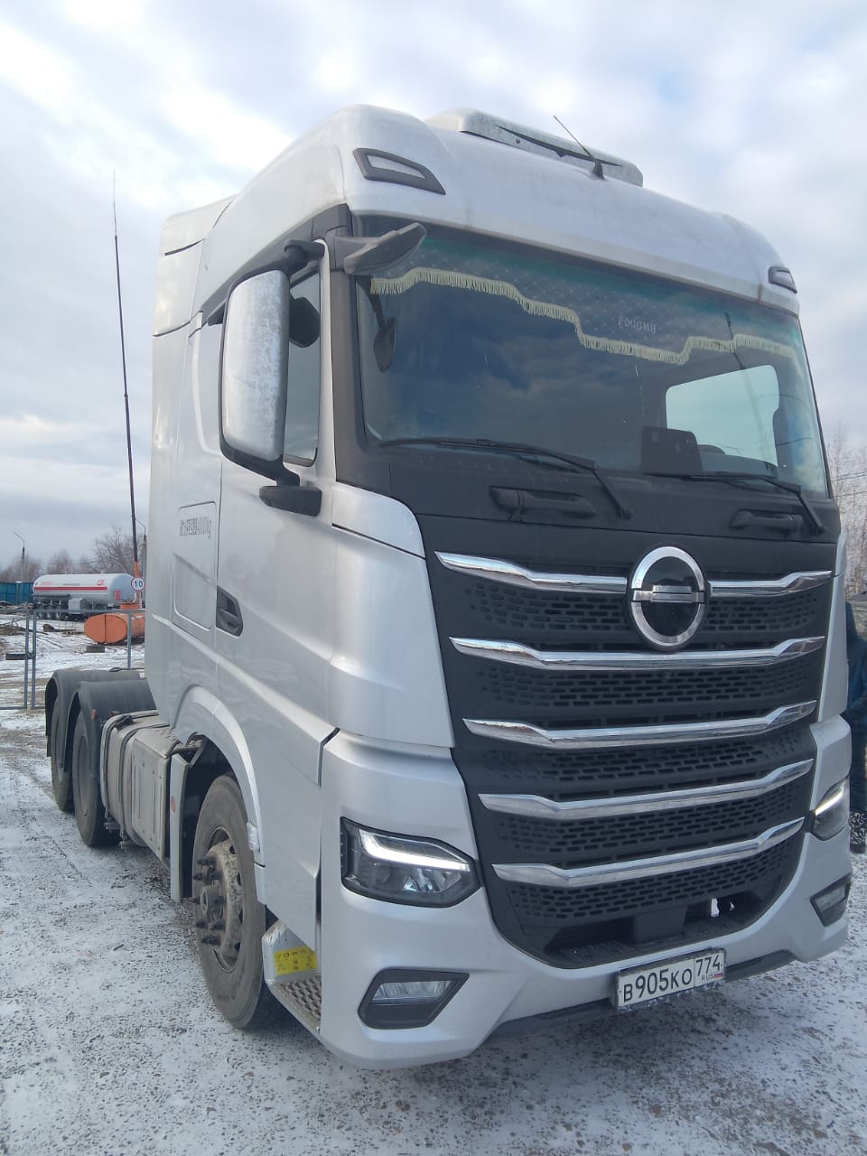 BEIJING BJ* 6x4 Седельный тягач 2023 г. - фото 3