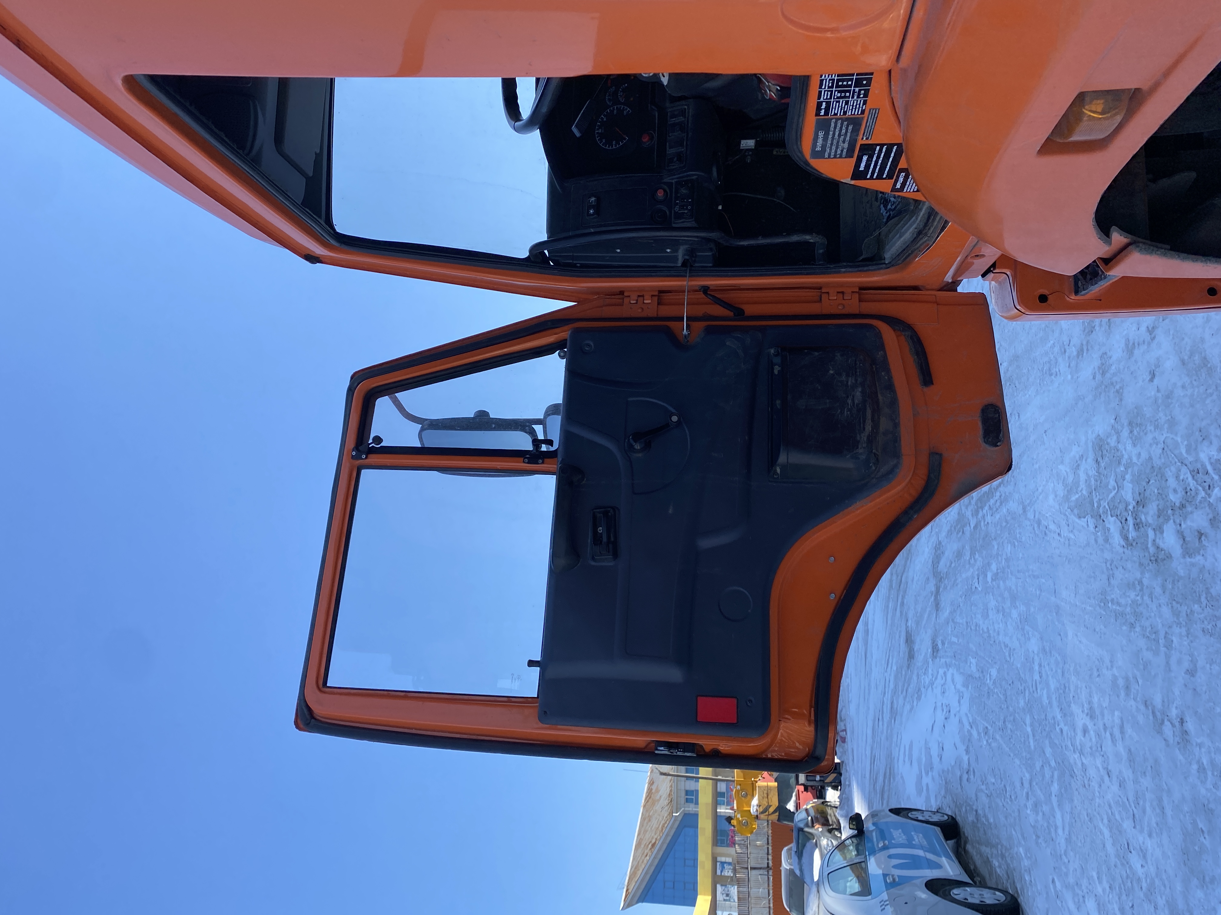 Кран центр "КАМАЗ" 659100 на шасси КамАЗ 43118 6x6 Бортовой с КМУ 2022 г. - фото 6