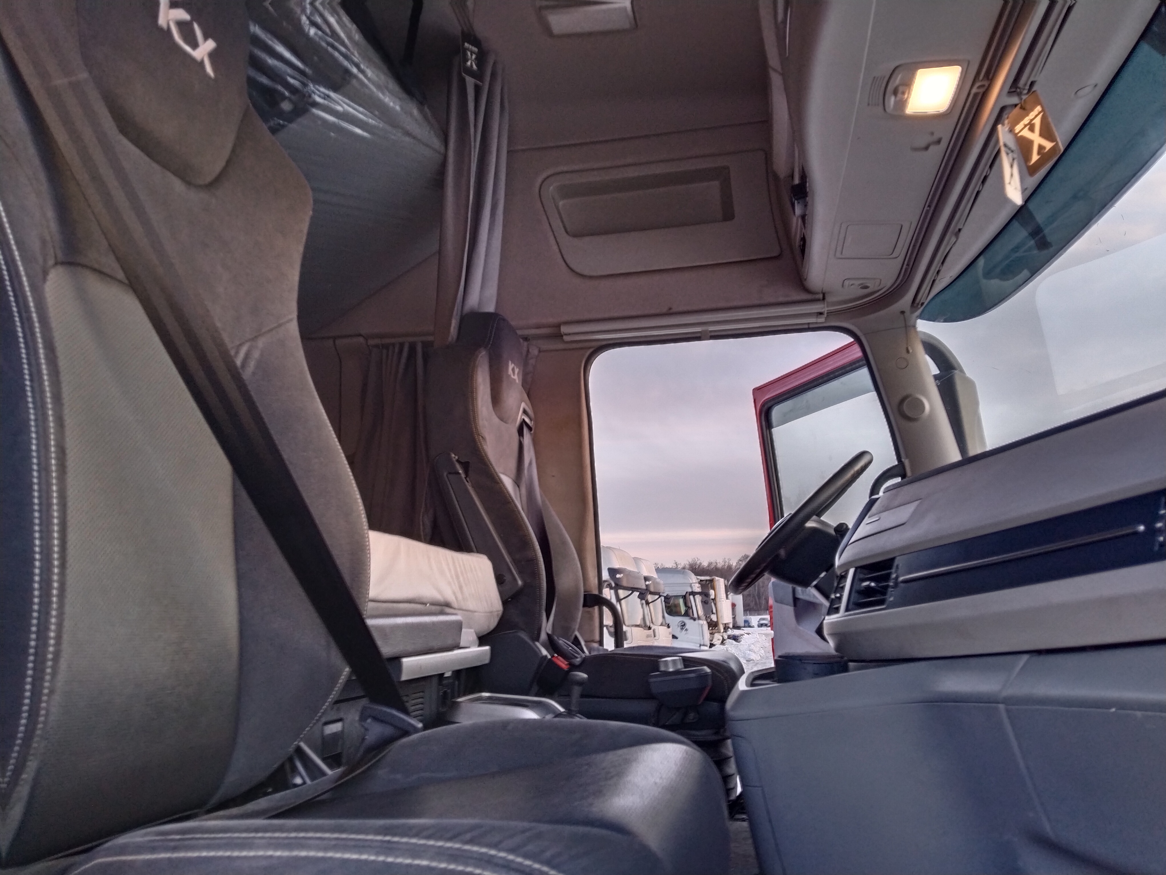 DongFeng KX 4x2 Седельный тягач 2023 г. - фото 6