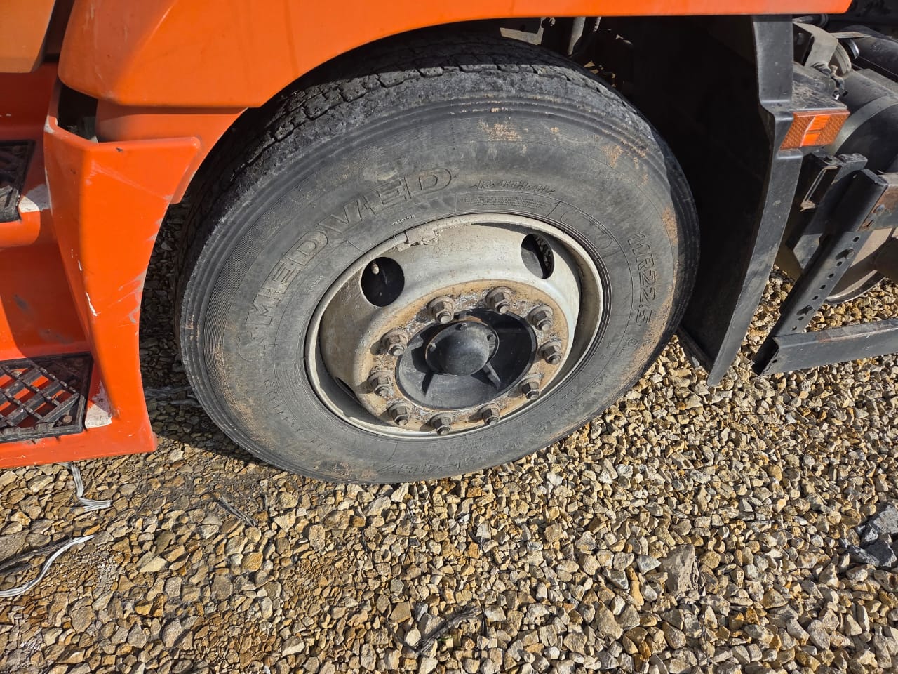 Кран центр "КАМАЗ" 6590* на шасси КамАЗ 65115 6x4 Бортовой с КМУ 2022 г. - фото 19