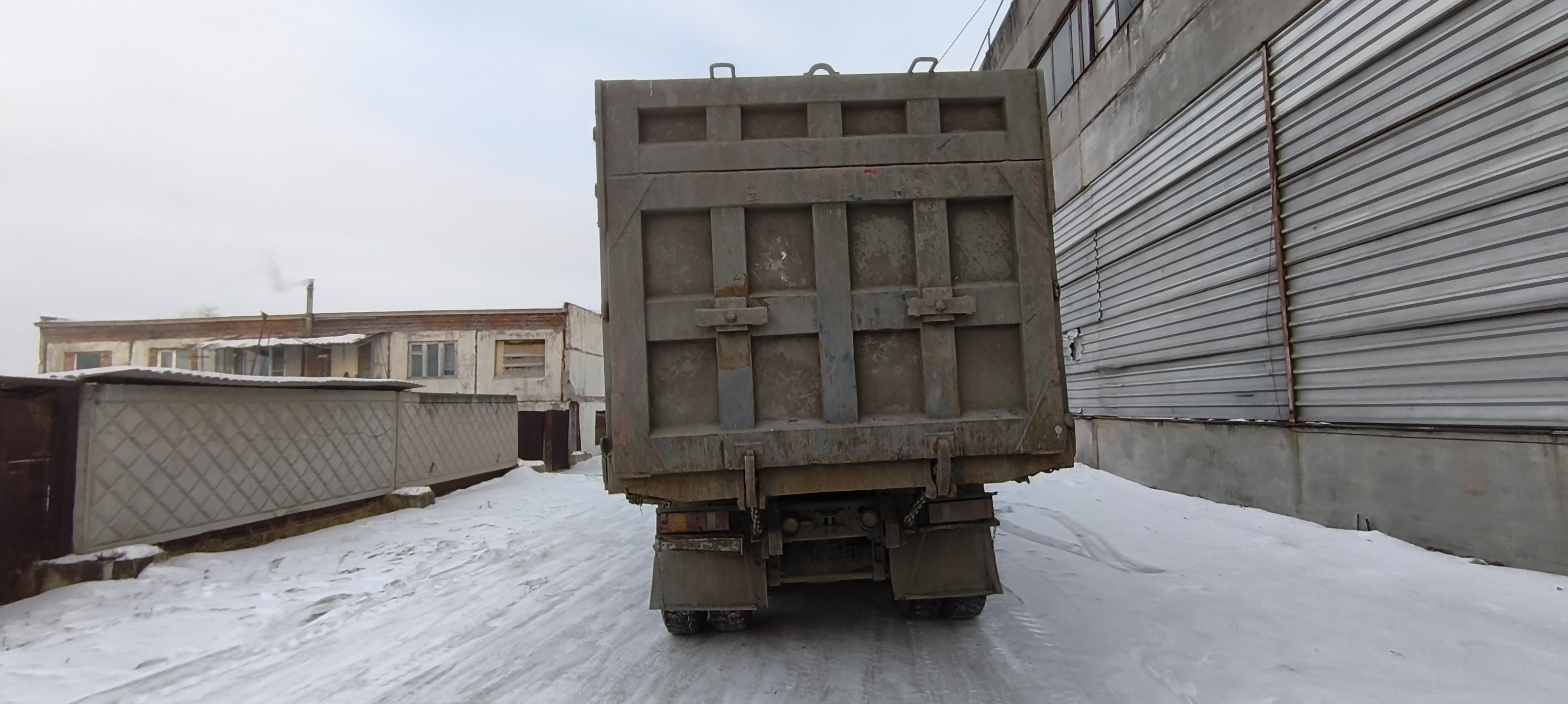 Howo T5G 8x4 Самосвал 2022 г. - фото 7