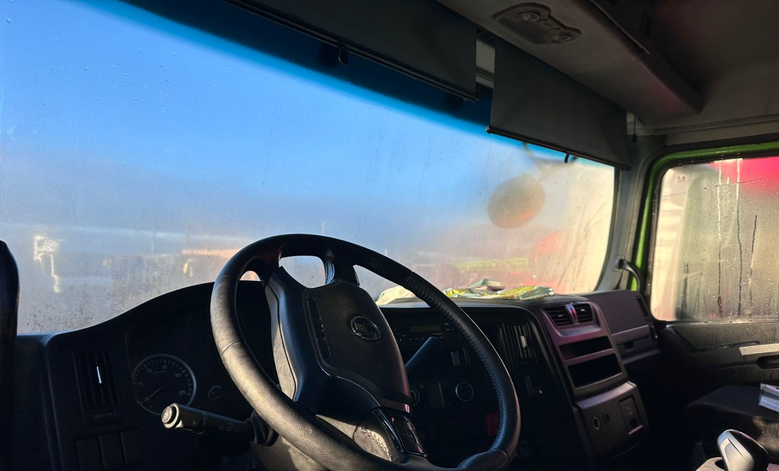 Shacman (Shaanxi) SX* 8x4 Самосвал 2022 г. - фото 13