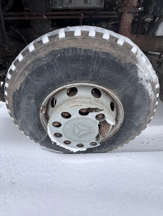 Howo ZZ* 8x4 Самосвал 2022 г. - фото 12