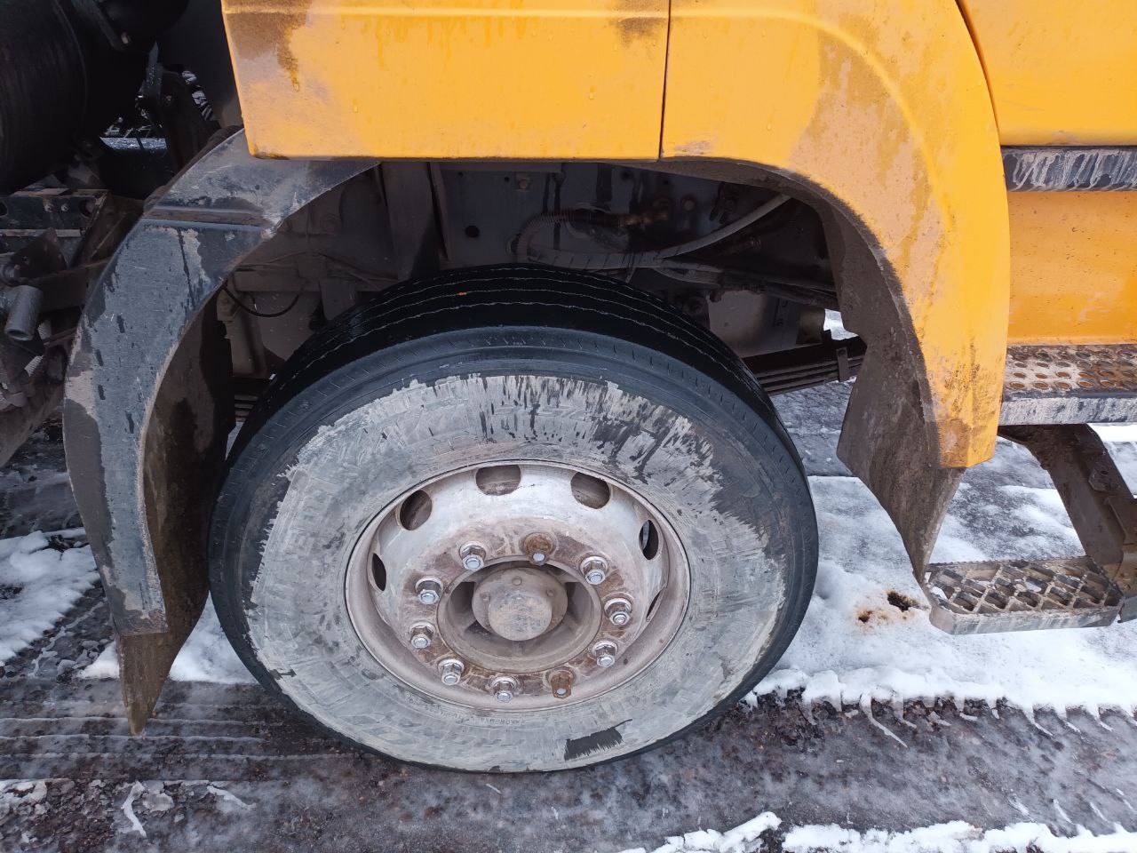 TIGARBO 6936* на шасси МАЗ 6516 8x4 Автобетоносмеситель 2021 г. - фото 11