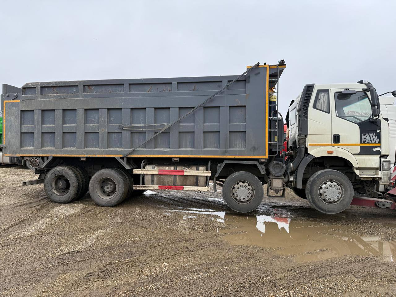 FAW CA 3310 8x4 Самосвал_не актуально 2023 г. - фото 2